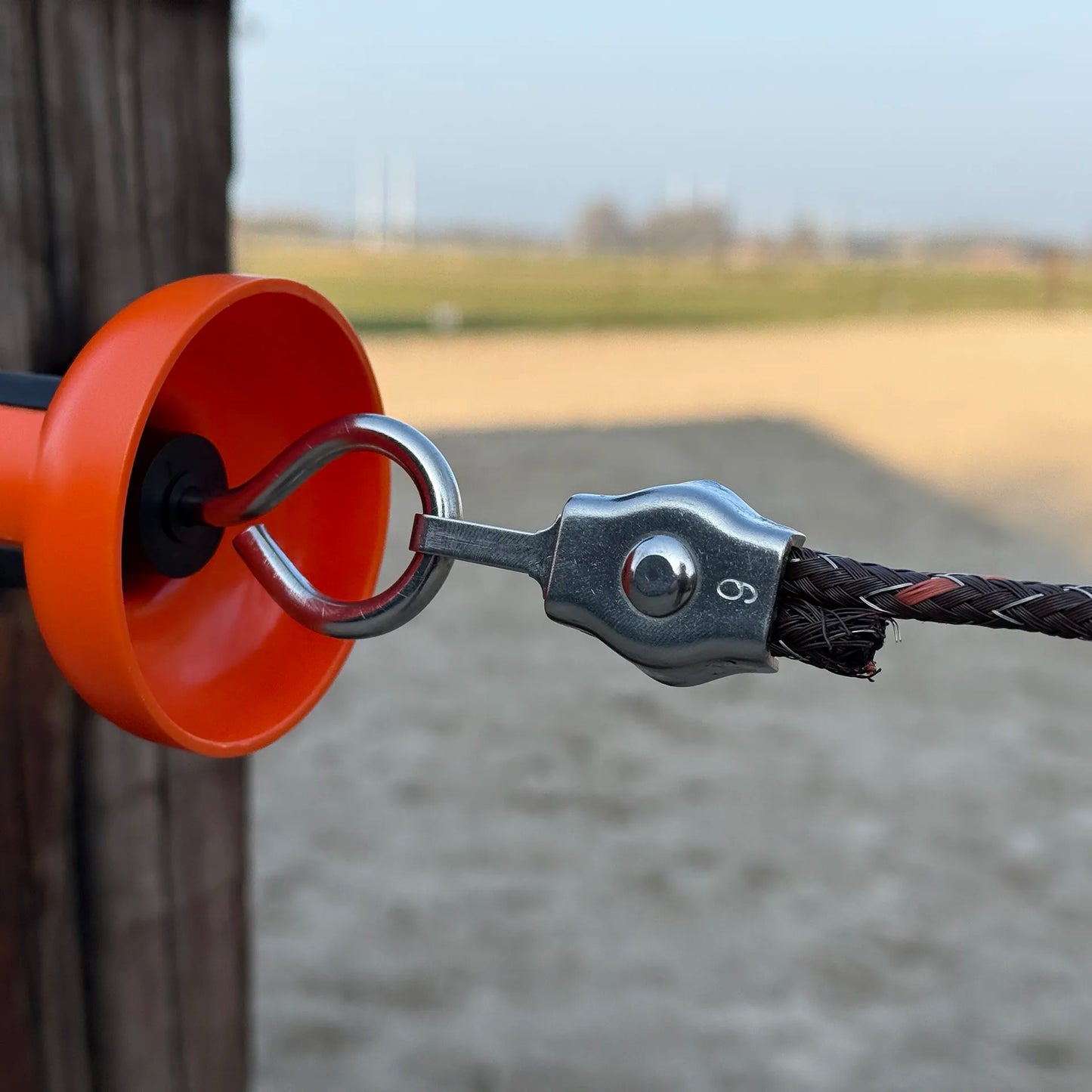Gallagher Rope clip with wing nut (4)