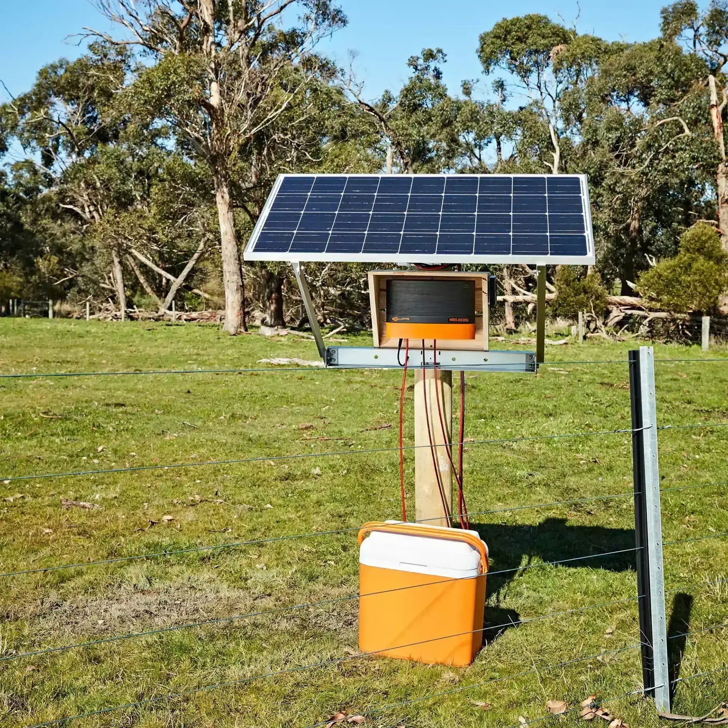 Gallagher MBS3000i energiser with app (+free remote control)