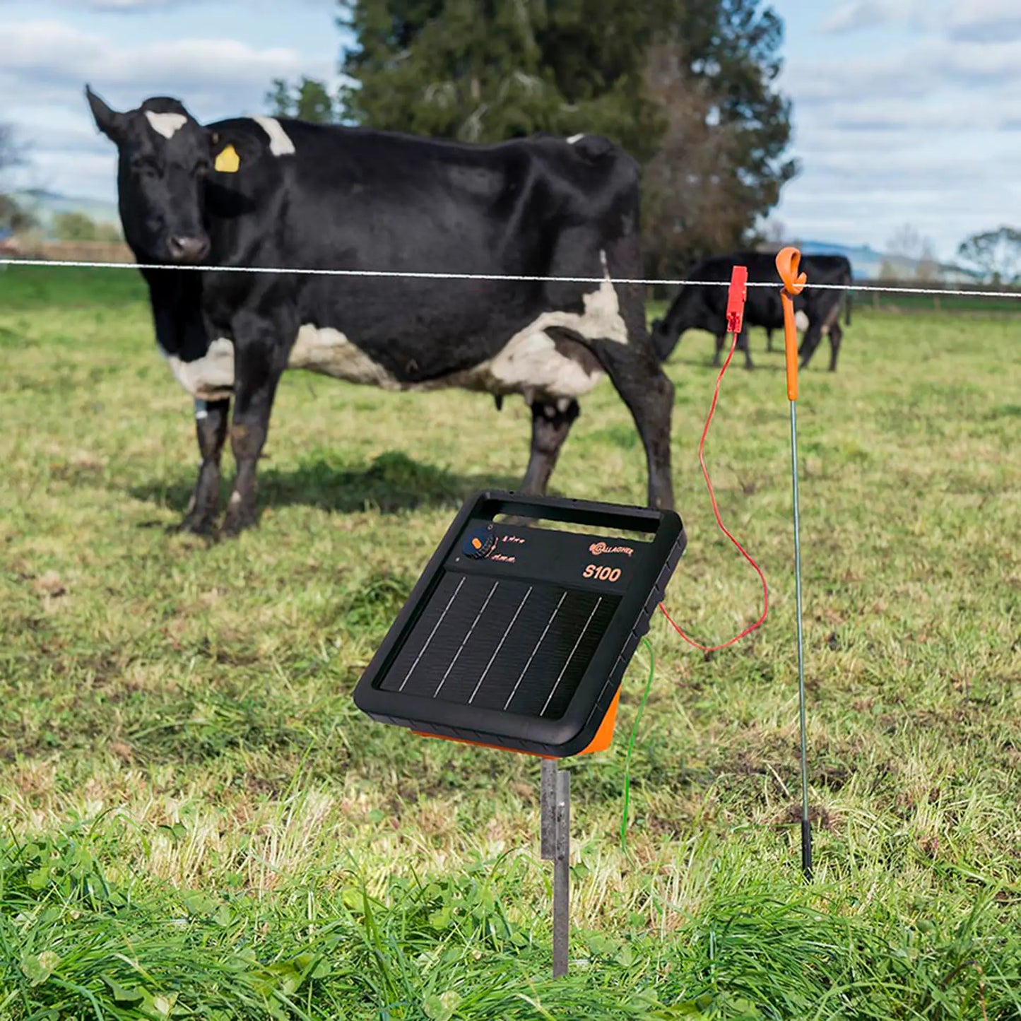 Gallagher Gallagher S100 Solar power fence energiser including battery (12 V - 7,2 Ah)