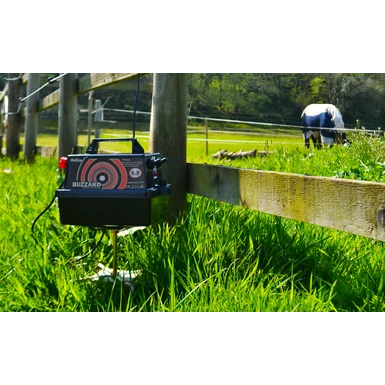 Hotline Buzzard HLB500 3.2J 25km 12v Electric Fence Energiser