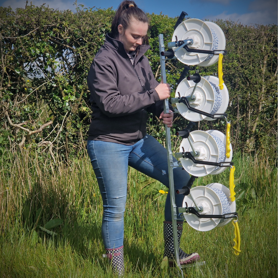 Doblit QuickFence 500m 4-Reel Electric Fencing Kit - 165cm Metal Post, 4x Large Geared Reels, 4x 500m Poly Wire & 4x InsulGrip Handles