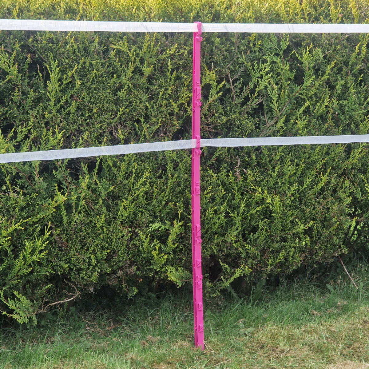 Doblit 156cm Poly Posts Heavy Duty Plastic Stake with 14 Insulators & Double Sided Step (Pink)