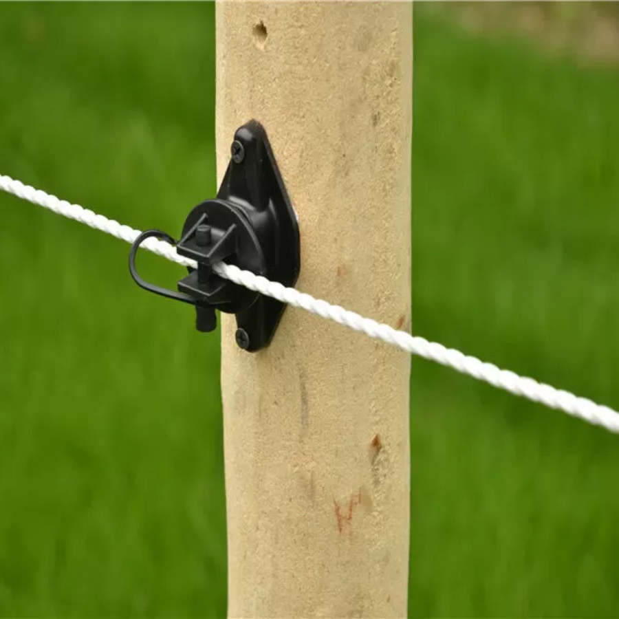 Pin Lock Insulator Nail-On Electric Fence Insulator for Wood Posts