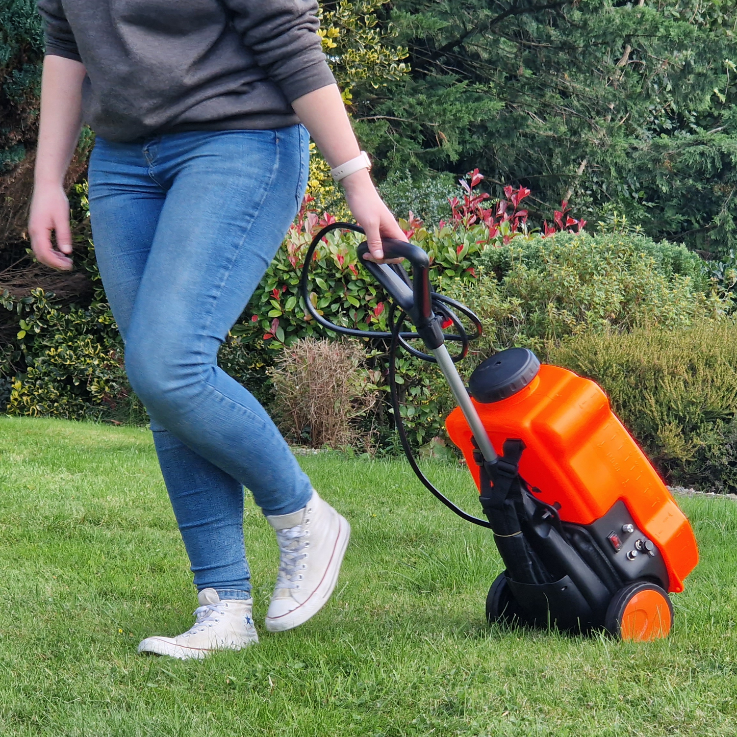 16L Electric Knap-sack / Trolley 2-in-1 Sprayer with Rechargeable Battery,  Pressure Regulator and Nozzles