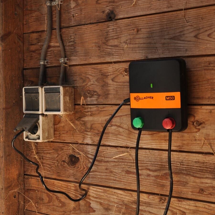 Gallagher M50 230V 0.5J 4km Mains Powered Electric Fence Energiser