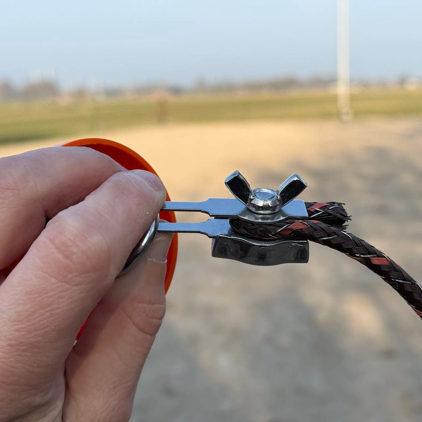 Gallagher Rope clip with wing nut (4)