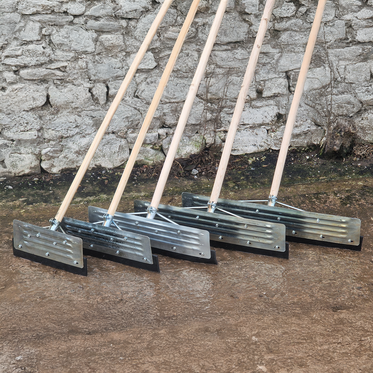 Yard Scraper Pusher Floor Squeegee Straight BZP Reinforced Rubber Blade 14-30"  (Shaft not included)