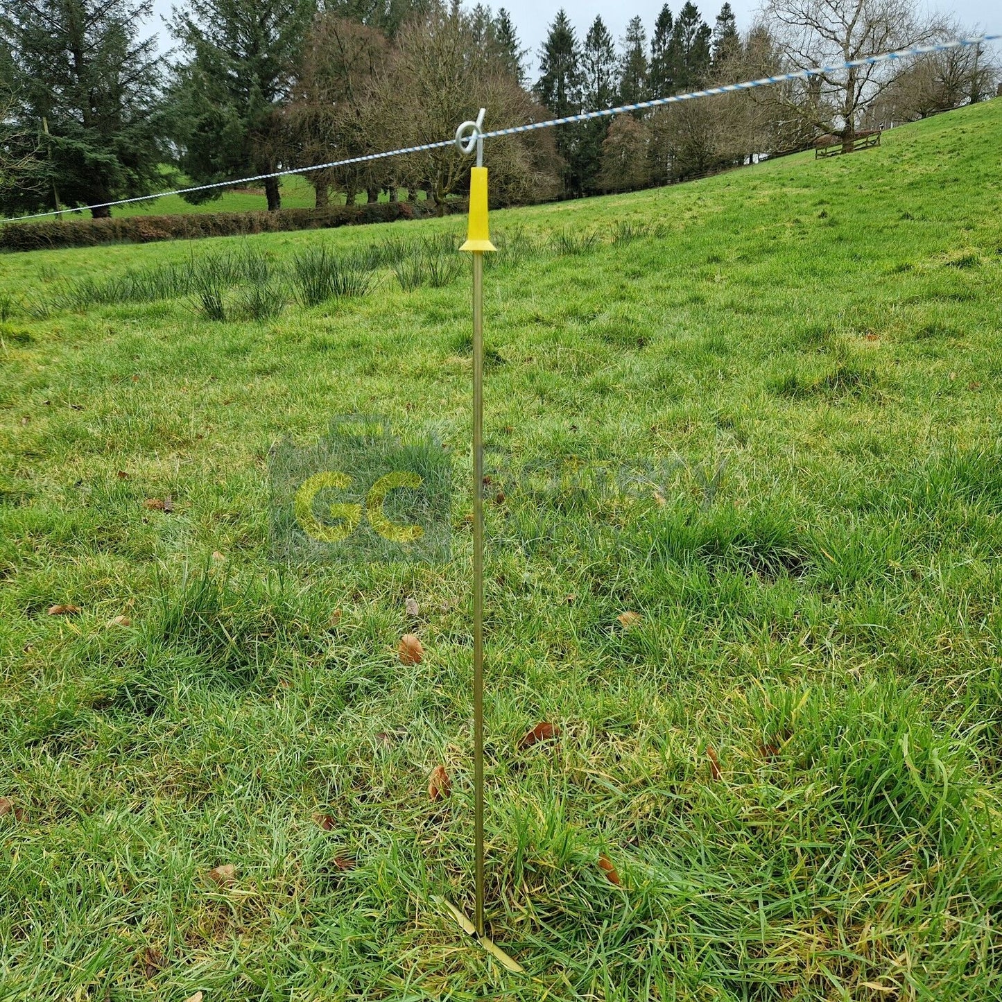 Electric Fence Metal Pigtail Posts 10mm Round Steel Heavy Duty 106cm